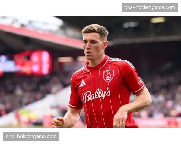 诺丁汉森林官方确认，队内新增三名球员感染病毒性感冒