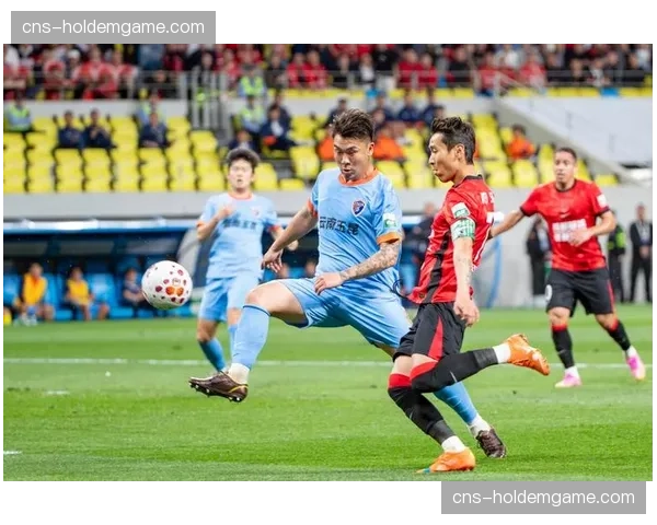 成都蓉城主场逆转云南玉昆，索罗金头球扳平费利佩推射制胜